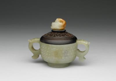 图片[3]-Jade gui-shaped incense burner with a “shou (longevity)” character, Ming dynasty (1368-1644)-China Archive